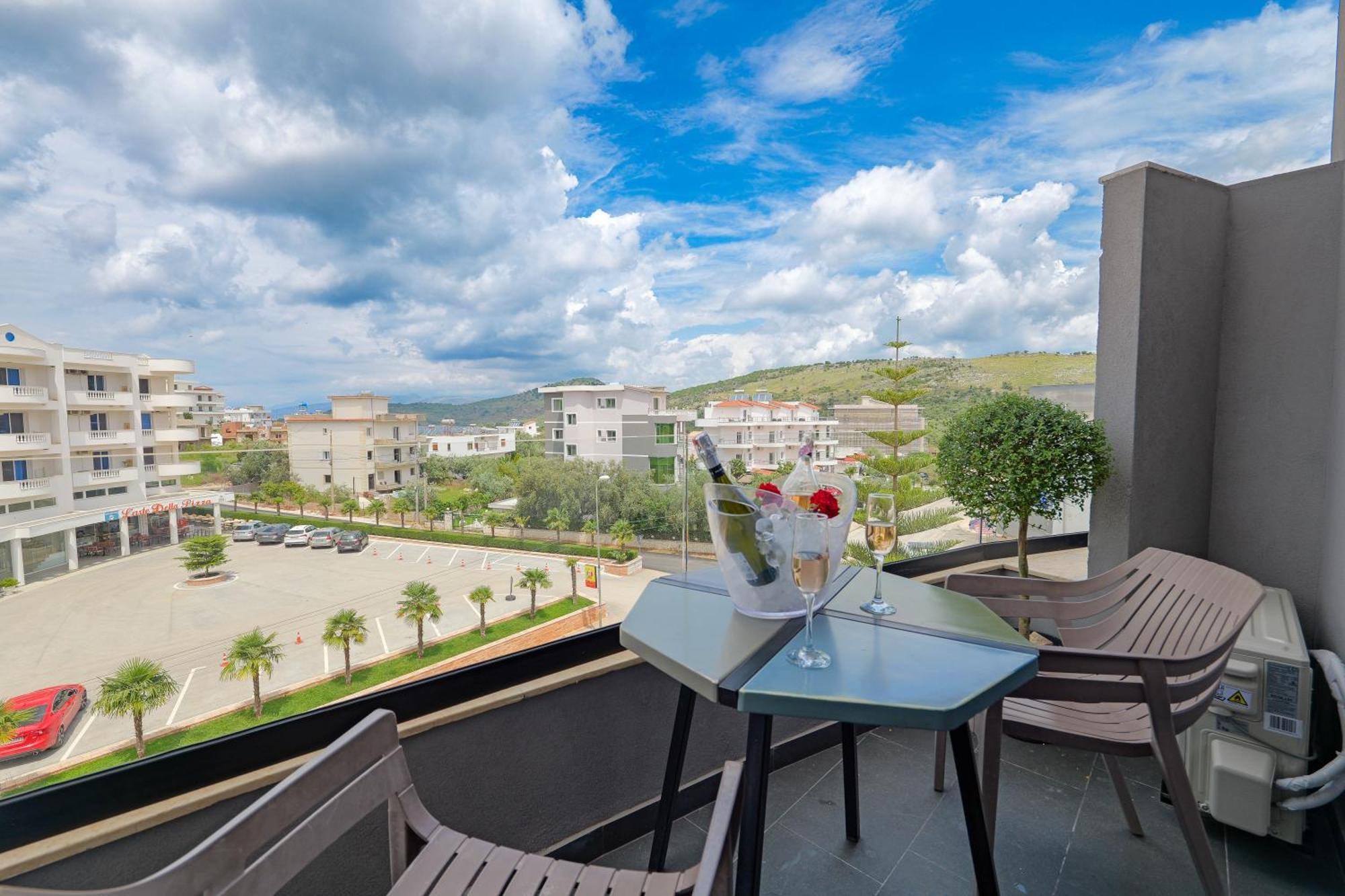 קסאמיל Hotel Kroi מראה חיצוני תמונה
